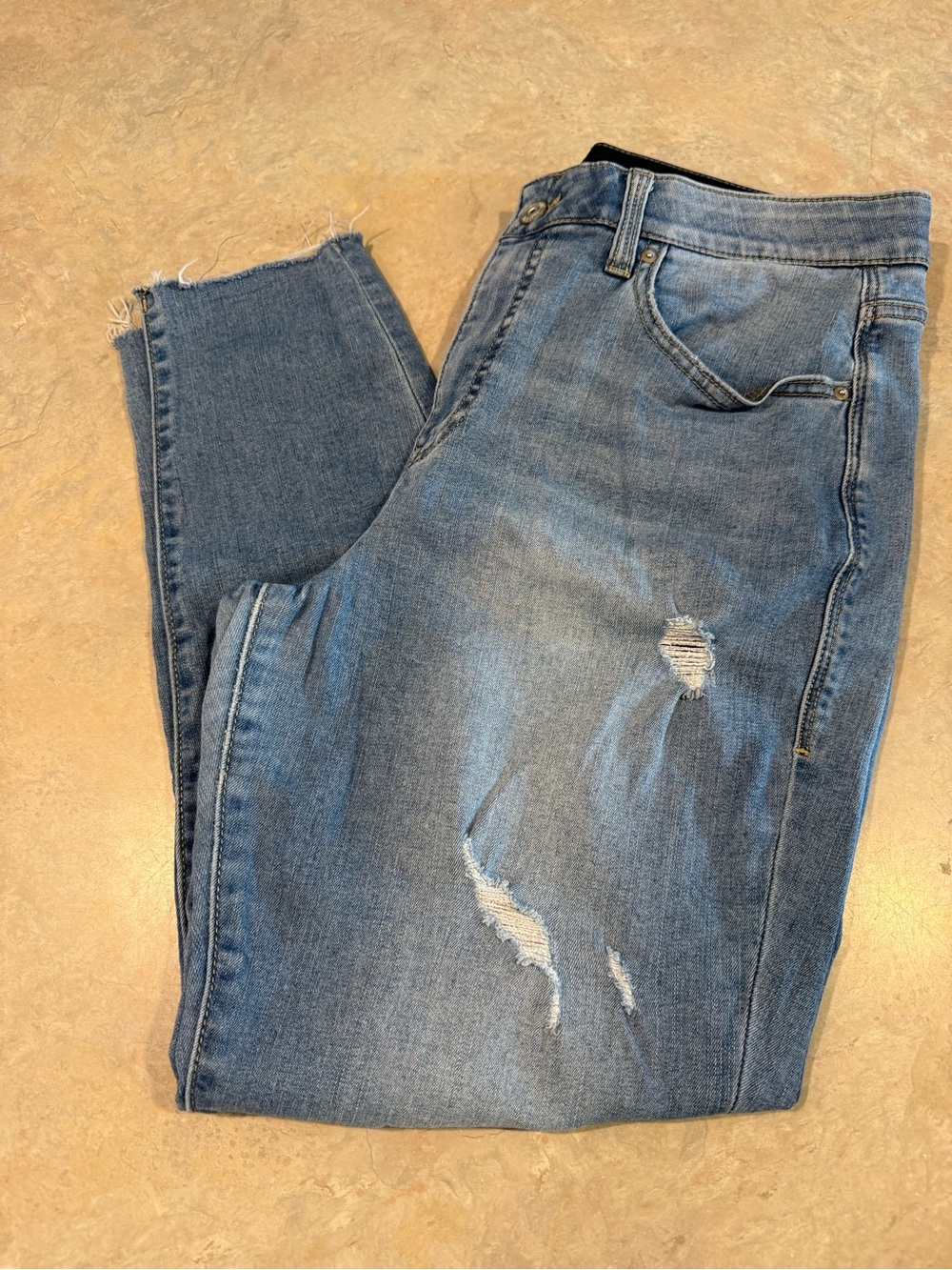 LuLaRoe Women’s Skinny Distressed Blue Jeans